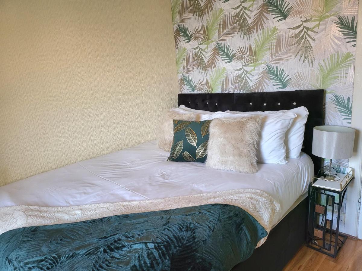 3 Bedroom Aprtmt At Sensational Stay Serviced Accommodation Aberdeen- Froghall Avenue Екстер'єр фото